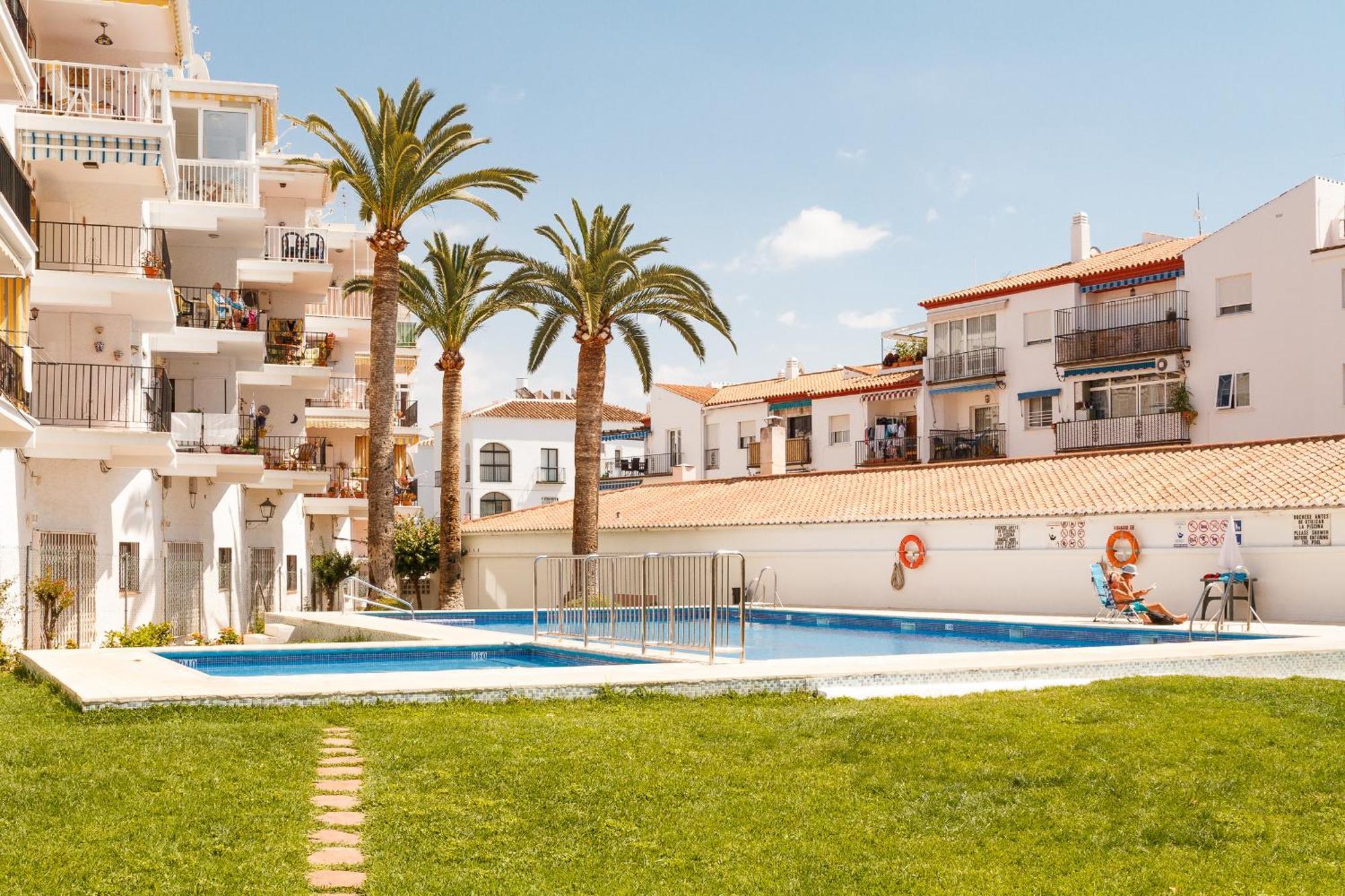 Coronado 148 Apartments Casasol نيرخا المظهر الخارجي الصورة